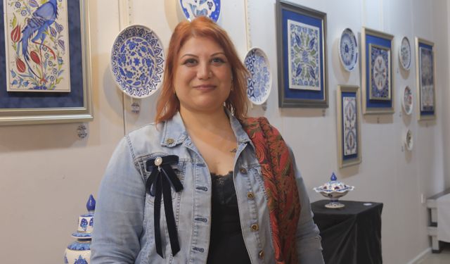 Mersin'de 'Lamekan Çiniler' sergisi açıldı