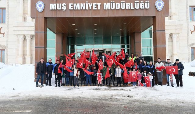 Muş polisi 5 yılda 17 bin çocuğu sinemayla buluşturdu