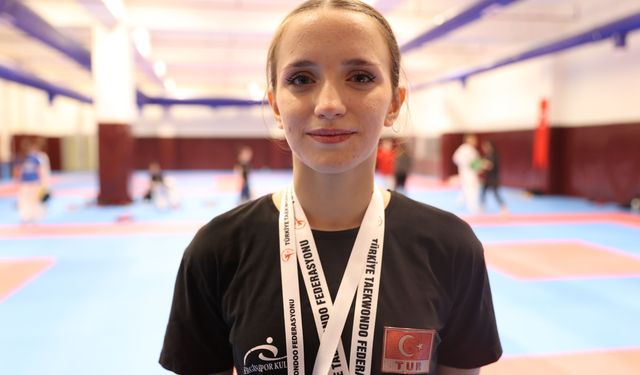 Ablasından etkilenerek başladığı tekvandoda olimpiyat hayali kuruyor