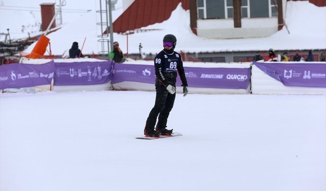 FIS SBX Snowboard Dünya Kupası başladı