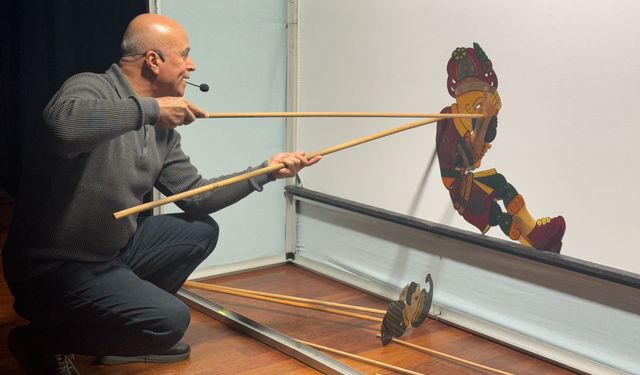 Geleneksel Türk gölge oyunu 'Karagöz' yeni nesille buluşuyor