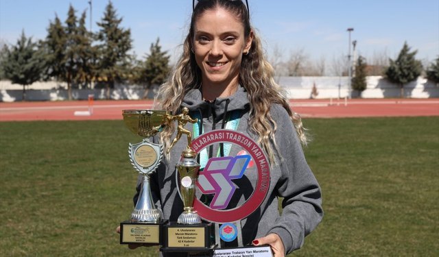 Milli kadın atlet, park ve yollarda yaptığı antrenmanla yarışlara hazırlanıyor