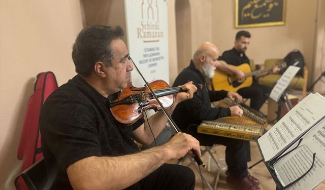 Sultanahmet'te 'İnançsal ve Kültürel Mirasımız' programı düzenlendi