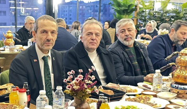 Wushu kung fu camiası iftarda bir araya geldi