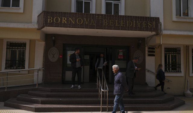 Bornova Belediyesine ilişkin soruşturmada Belediye Başkanı Eşki serbest bırakıldı
