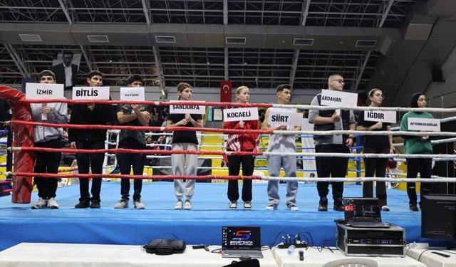 Celal Er 23 Yaş Altı ve Elit Büyükler Türkiye Muaythai Şampiyonası'nda ilk gün tamamlandı