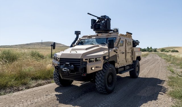 Türk zırhlıları için Malezya'da işbirliğine gidiliyor