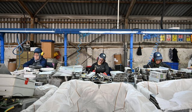 Uzmanlardan eski elektronik cihazların atılmaması ve evde tutulmaması uyarısı