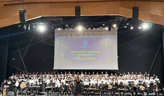 İstanbul'da 'İmam Hatip Okulları Konseri' düzenlendi