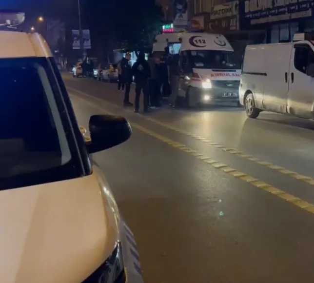 Düzce'de tanımadığı bir kişi tarafından bıçakla yaralandı