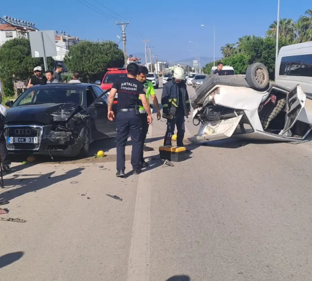 Antalya Finike’de trafik kazası: 1 yaralı