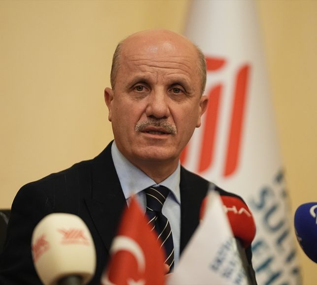 YÖK Başkanı Özvar, Fatih Sultan Mehmet Vakıf Üniversitesinin Senato Toplantısı'nda konuştu: