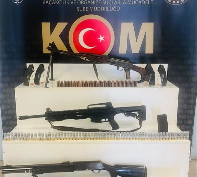 Muş'ta silah ve mühimmat operasyonunda 4 zanlı yakalandı