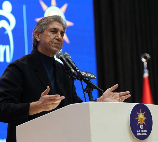 AK Parti İstanbul İl Başkanlığı'nda mahalle başkanlarına yönelik iftar programı düzenlendi