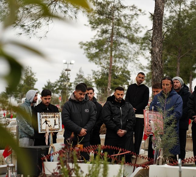 Akedaş Kahramanmaraş İstiklalspor Kulübü, depremde hayatını kaybeden sporcularını unutmadı