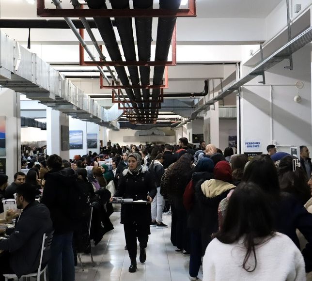 Ardahan Üniversitesi öğrencileri iftar programlarında buluşuyor