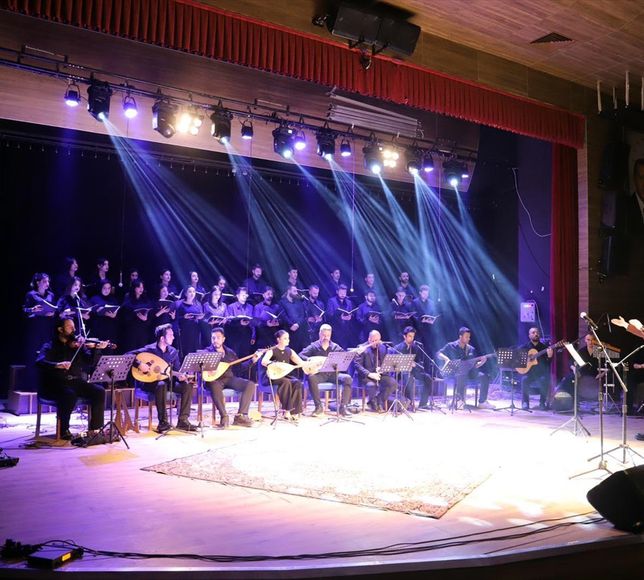 Ardahan Üniversitesi'nde kentin kurtuluş yıl dönümü dolayısıyla konser verildi