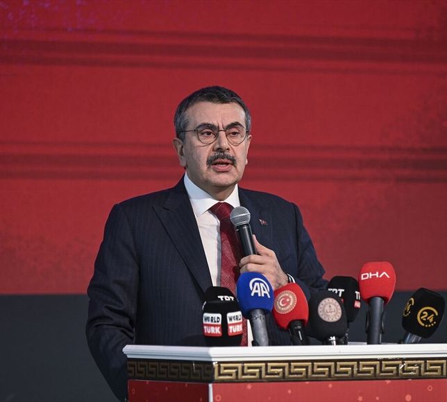 Bakan Tekin, ÖNDER İmam Hatipliler Derneği Geleneksel İftar Programı'nda konuştu: