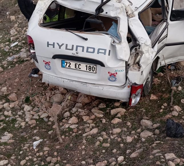 Batman'da trafik kazasında 1 kişi öldü, 2 kişi yaralandı
