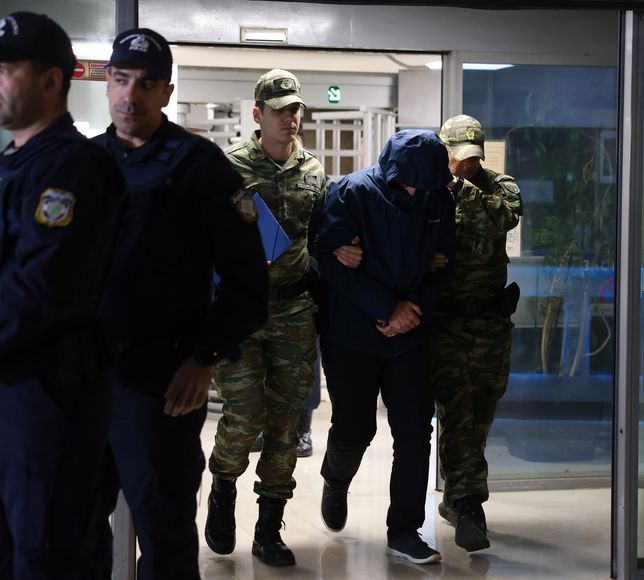 Çin'e askeri bilgi sızdıran Yunan askeri hakkında tutuklama kararı