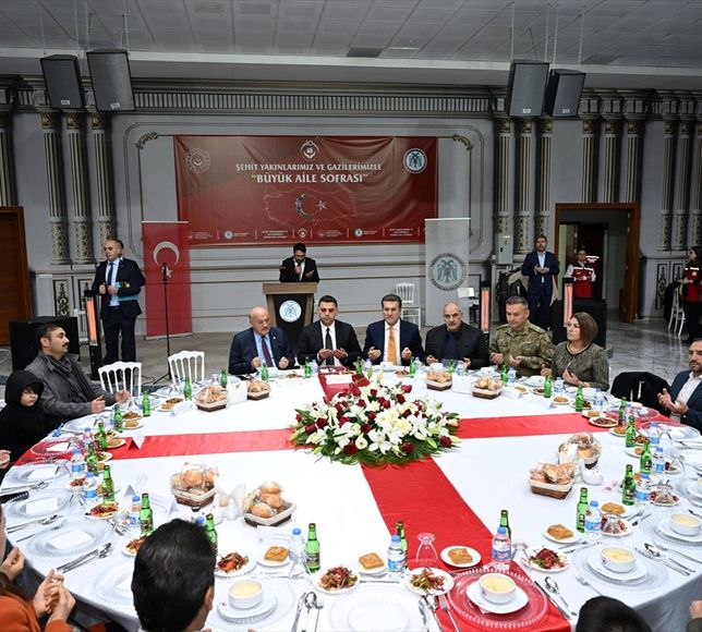 Erzincan'da şehit aileleri ve gaziler iftarda buluştu