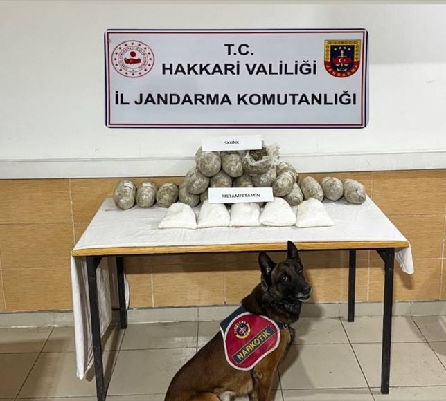 Hakkari'de 22 kilo 170 gram uyuşturucu ele geçirildi
