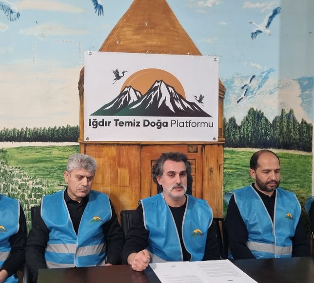 Iğdır Temiz Doğa Platformu kentin kirli havasına dikkati çekti