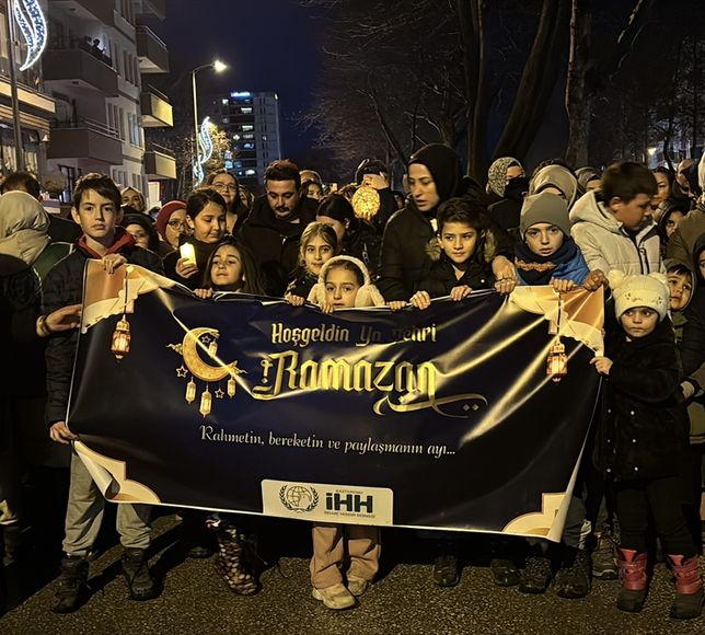 Kastamonu'da ramazan ayı dolayısıyla fener alayı düzenlendi