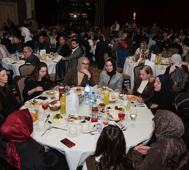 MÜSİAD İzmir Şubesince iftar programı gerçekleştirildi