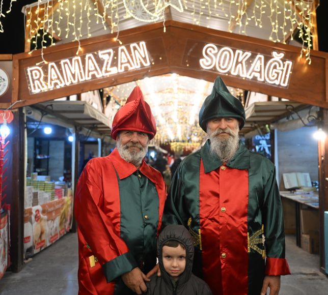 Selimiye Meydanı'nda kurulan Ramazan Sokağı açıldı