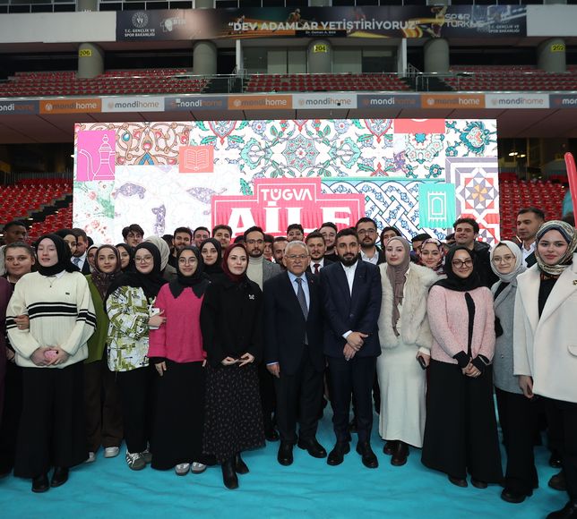 TÜGVA Genel Başkanı Beşinci, Kayseri'de gençlerle iftarda bir araya geldi