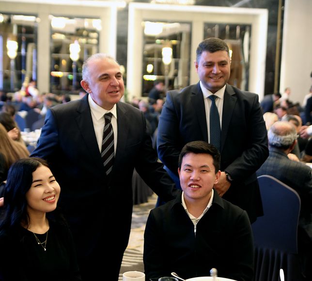 Türk ve Kırgız iş dünyası Bişkek'te iftarda buluştu