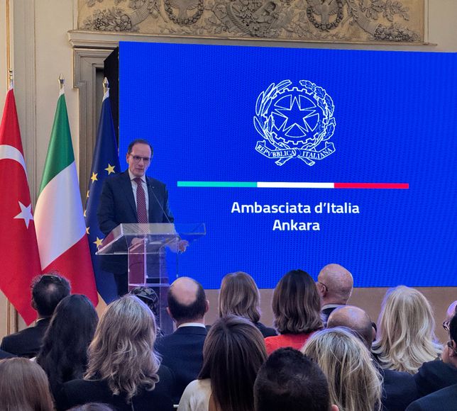 Venedik Sarayı'nda Michelangelo'nun yaşamı ve düşünsel dünyası konuşuldu