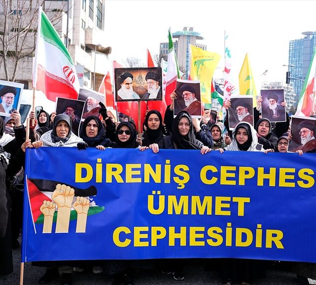 ABD ve İsrail'in İran'a yönelik saldırıları İstanbul'da protesto edildi