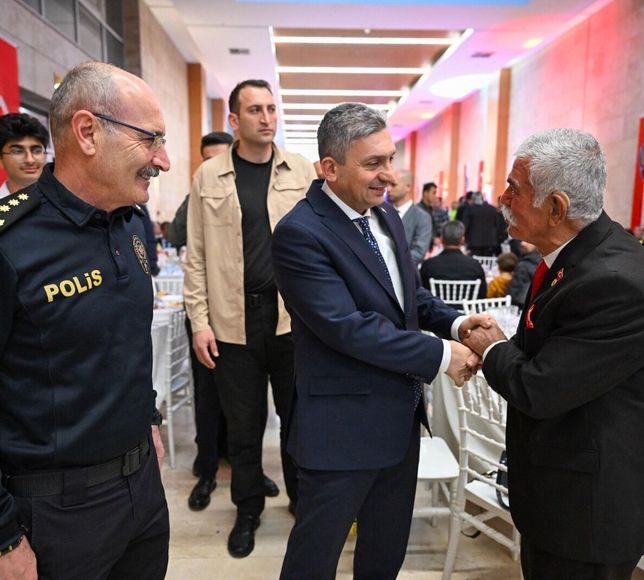 Antalya'da şehit aileleri ve gaziler için iftar programı düzenlendi