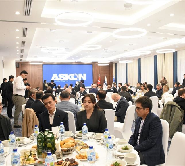 ASKON, Özbekistan'da Türk ve Özbek iş insanlarına iftar verdi