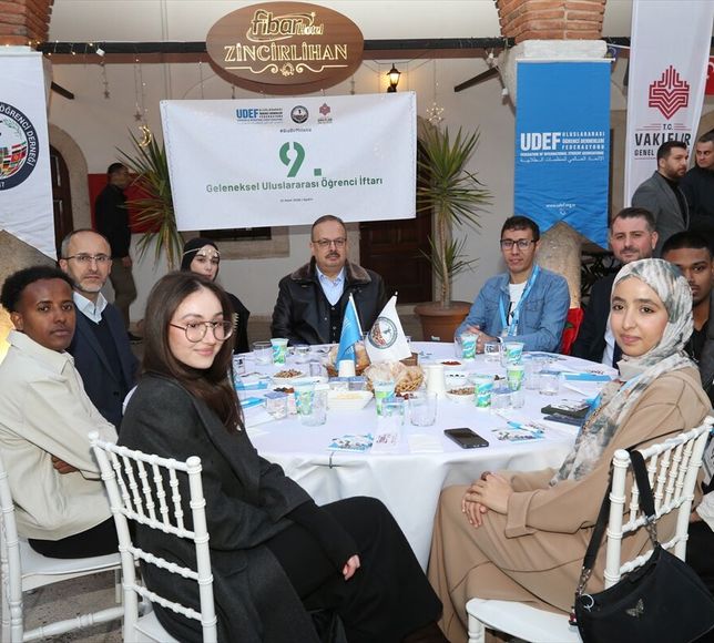 Aydın'daki iftar yemeğinde 30 ülkeden 250 öğrenci bir araya geldi