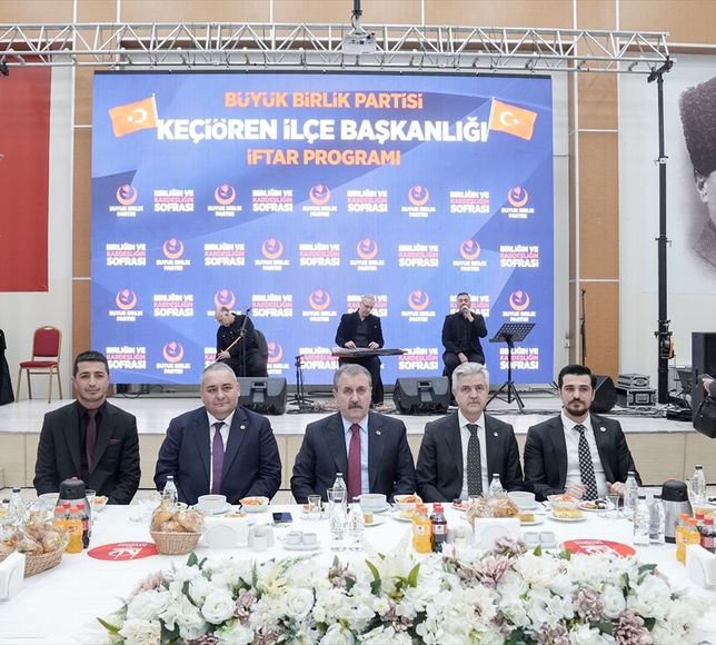 BBP Genel Başkanı Destici, partisinin iftar programına konuştu:
