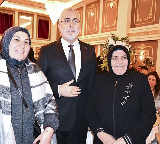 Çalışma ve Sosyal Güvenlik Bakanı Işıkhan, Batman'da iftar programında konuştu: