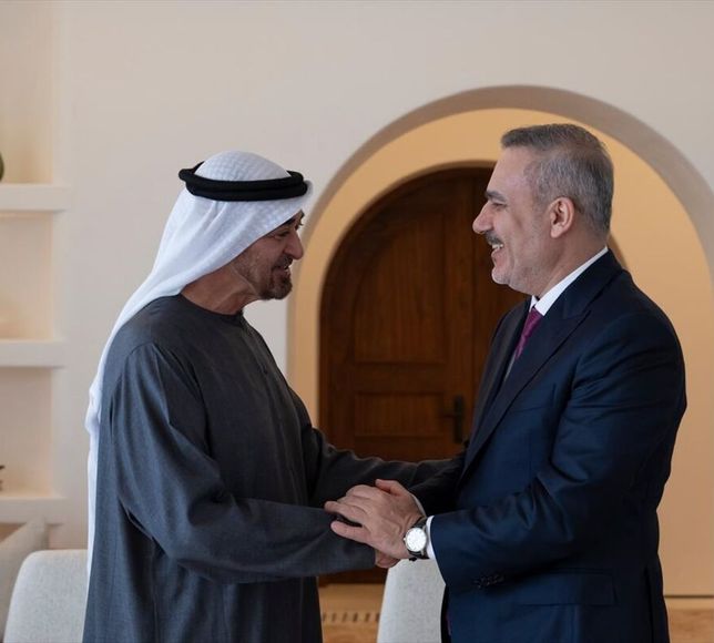 Dışişleri Bakanı Fidan, BAE Devlet Başkanı Al Nahyan tarafından kabul edildi
