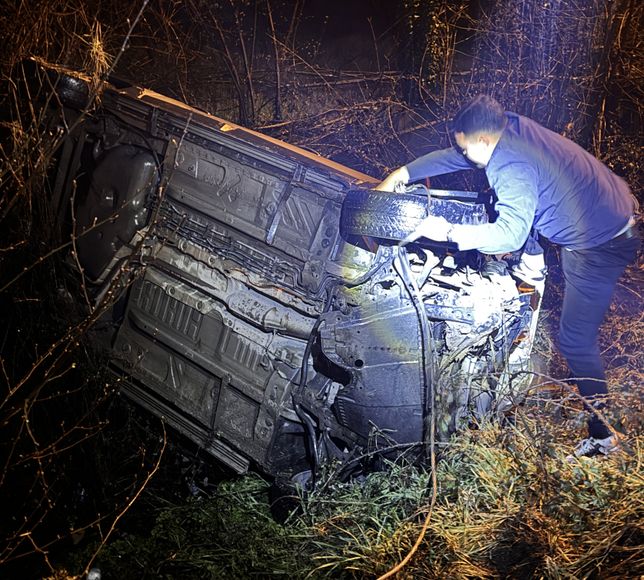 Düzce'de iki otomobilin çarpıştığı kazada 6 kişi yaralandı