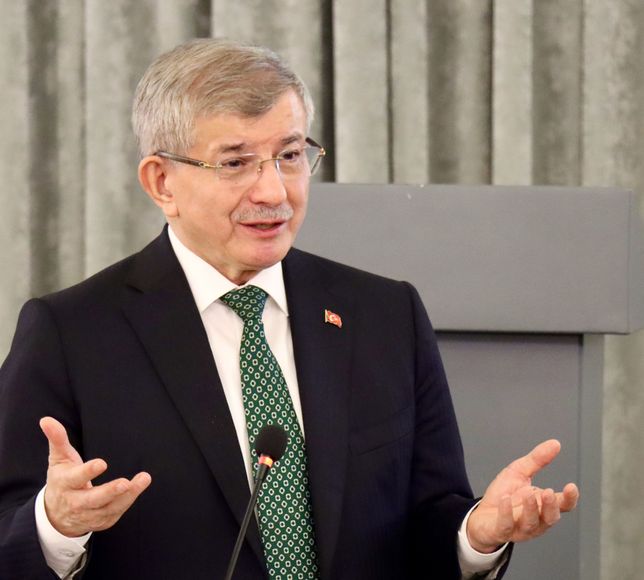 Gelecek Partisi Genel Başkanı Davutoğlu, Bursa'da iftar programında konuştu: