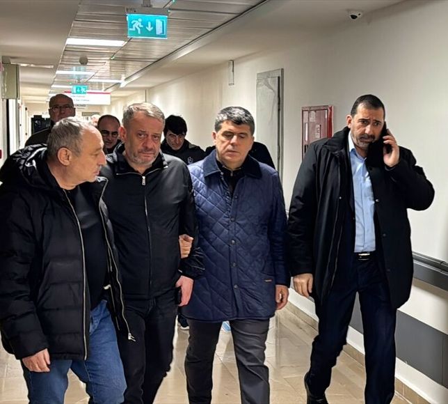 GÜNCELLEME 3 - Trabzonspor'un kalp krizi geçiren yardımcı antrenörü Orhan Kaynak vefat etti