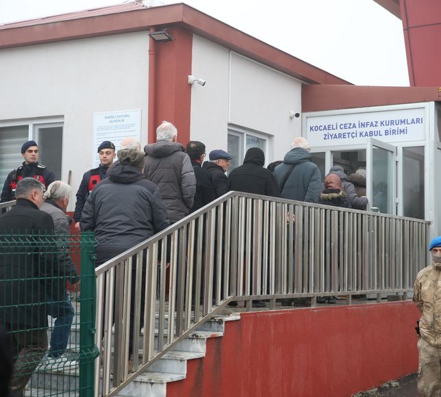 GÜNCELLEME - Kocaeli'de 7 kişinin öldüğü fabrika yangını davası başladı