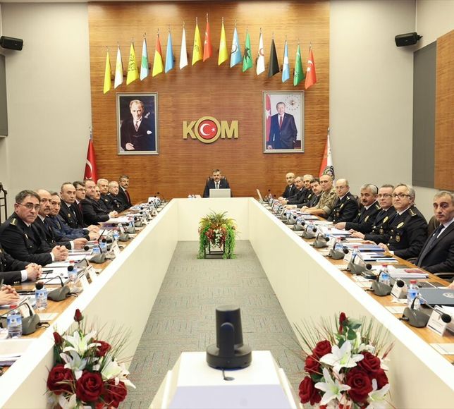 İçişleri Bakanı Çiftçi, Emniyet Genel Müdürlüğü KOM Başkanlığını ziyaret etti