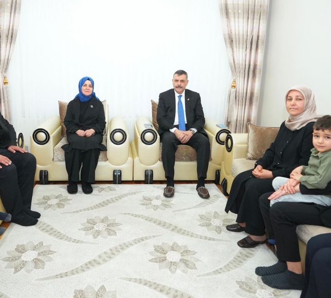 İçişleri Bakanı Çiftçi, iftarda şehit ailesi ile bir araya geldi