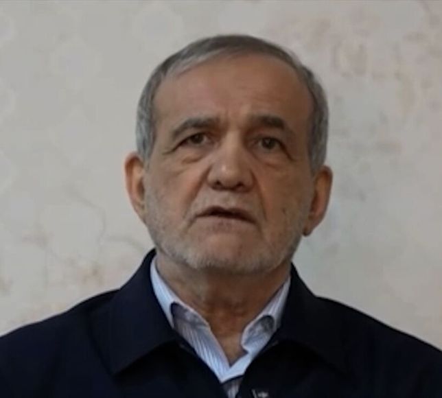 İran Cumhurbaşkanı Pezeşkiyan: 'Geçici Liderlik Konseyi görevine başlamıştır'