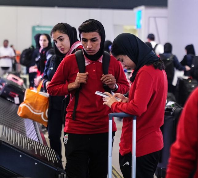 İran Milli Kadın Futbol Takımı kafilesi ülkelerine dönmek için Türkiye'ye geldi