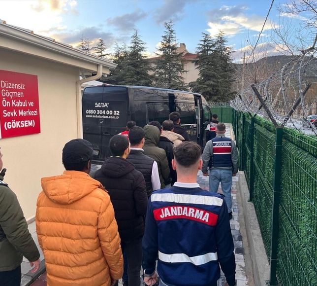 Isparta'da şubatta 60 düzensiz göçmen yakalandı