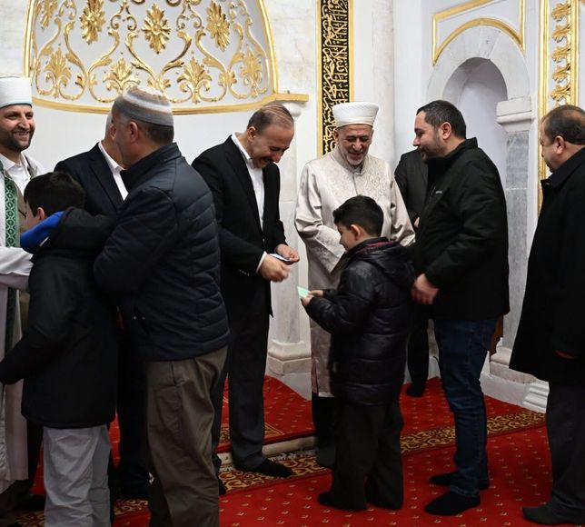 Isparta'da tarihi Ulu Cami, yeniden ibadete açıldı